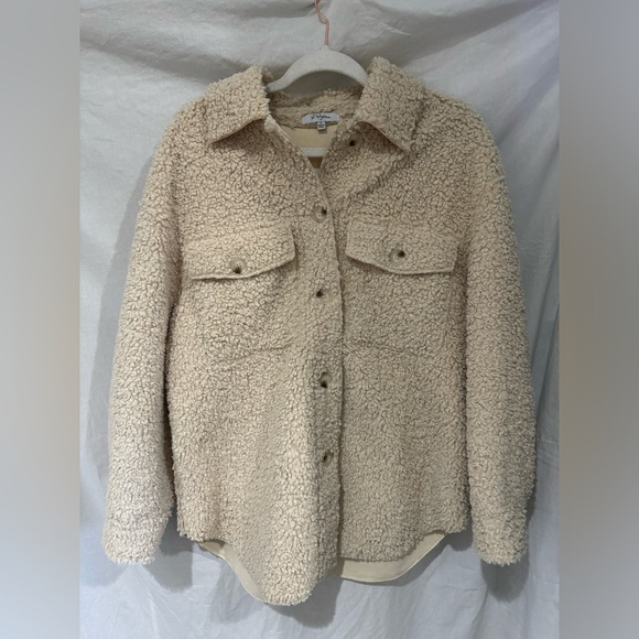Women’s Teddy Bear Shacket - Picture 1 of 2